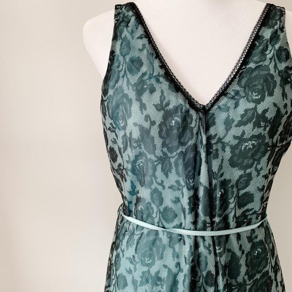 Jones New York Lace Dress - Picture 2 of 6